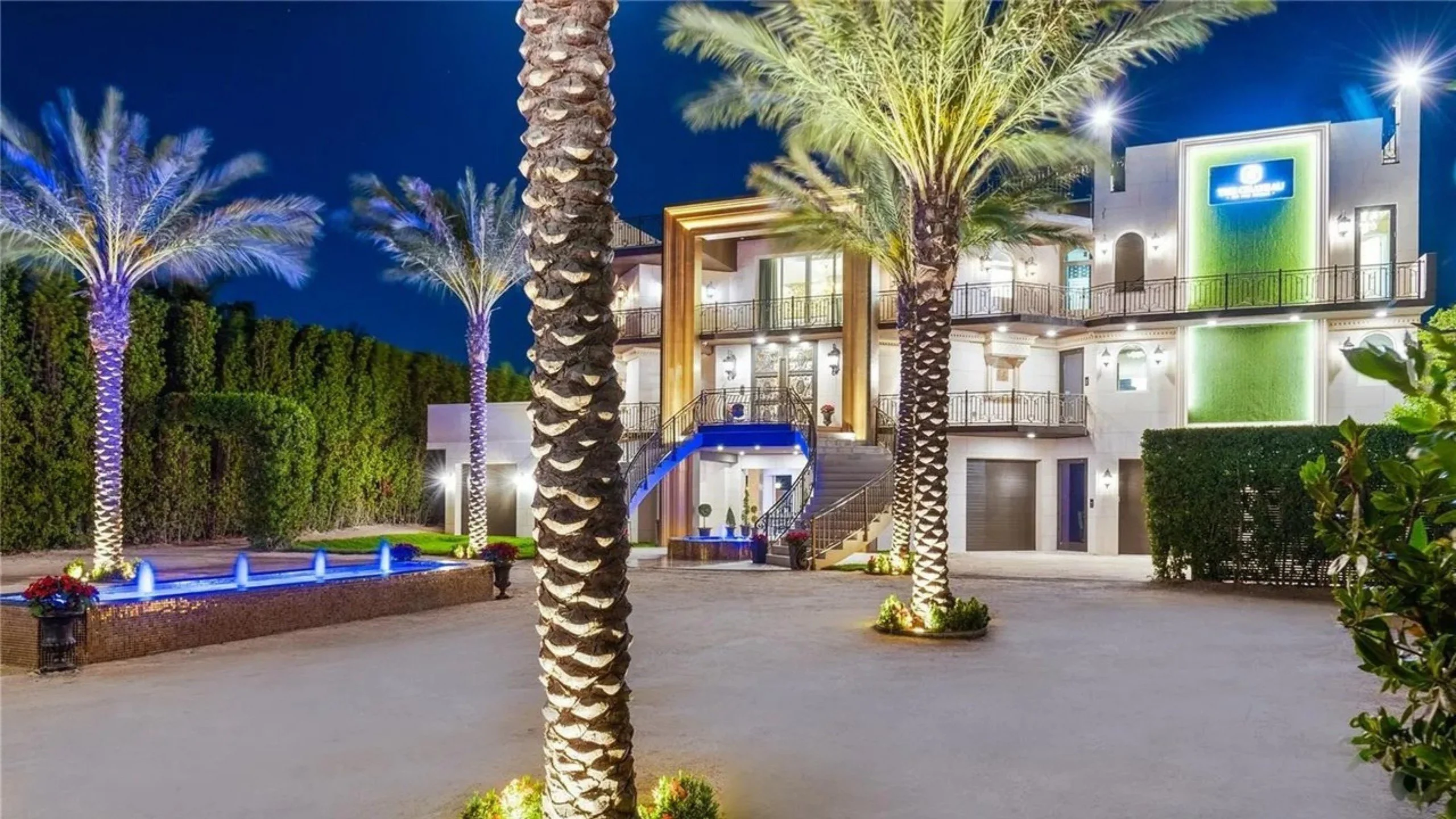 Luxurious Islamorada Megamansion with Private Putting Green and Baccarat Ballroom Priced at $25 Million